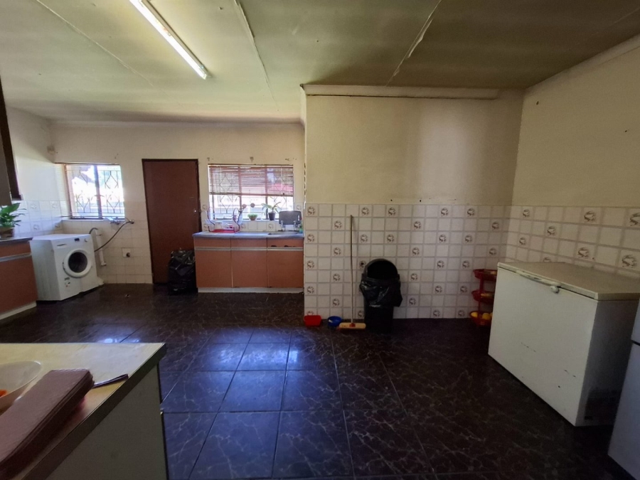 4 Bedroom Property for Sale in Oos Einde North West